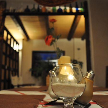 Bistro-Pension La Teleferic Sinaia Exteriör bild