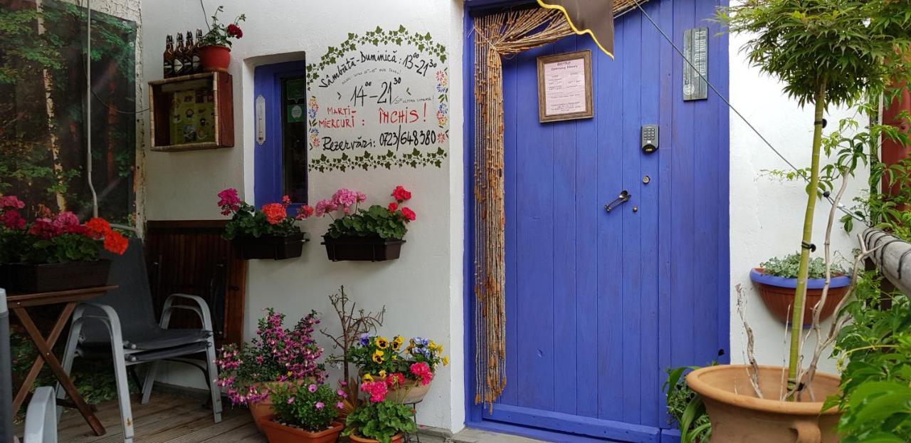 Bistro-Pension La Teleferic Sinaia Exteriör bild